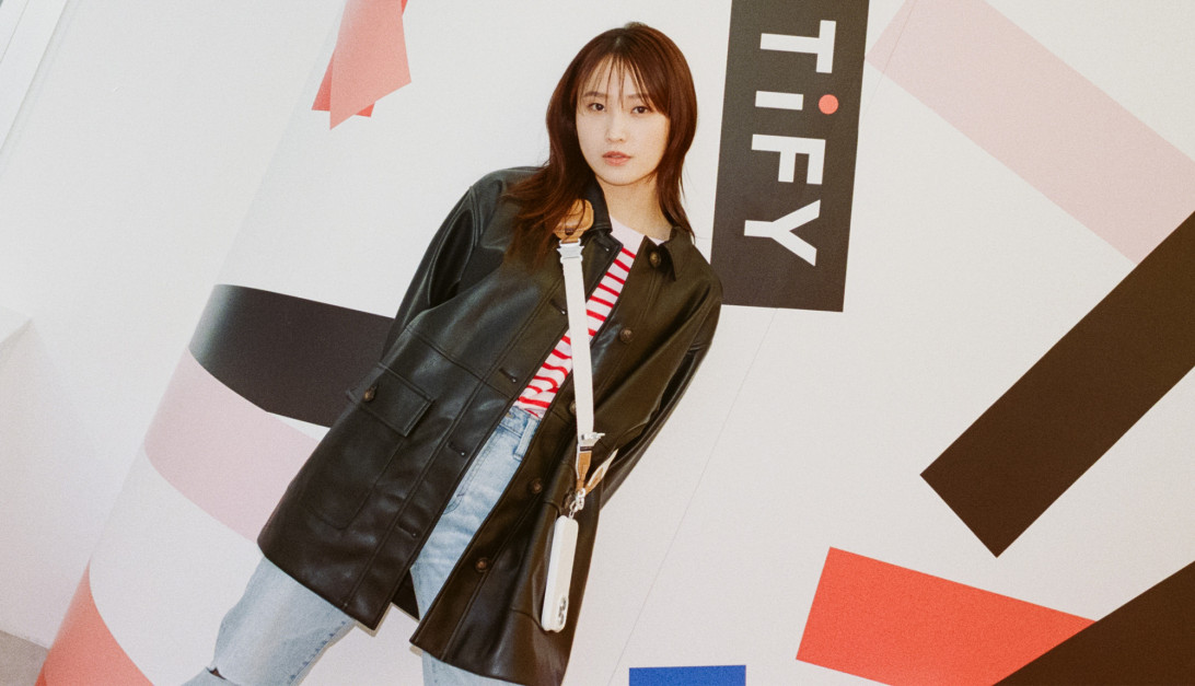 鞘師里保×Onitsuka Tiger/CASETiFY|自分自身を創造する。イノベーティブな“自分らしさ”に出会うために